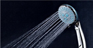 智能马桶清洁保养需步步“为营”